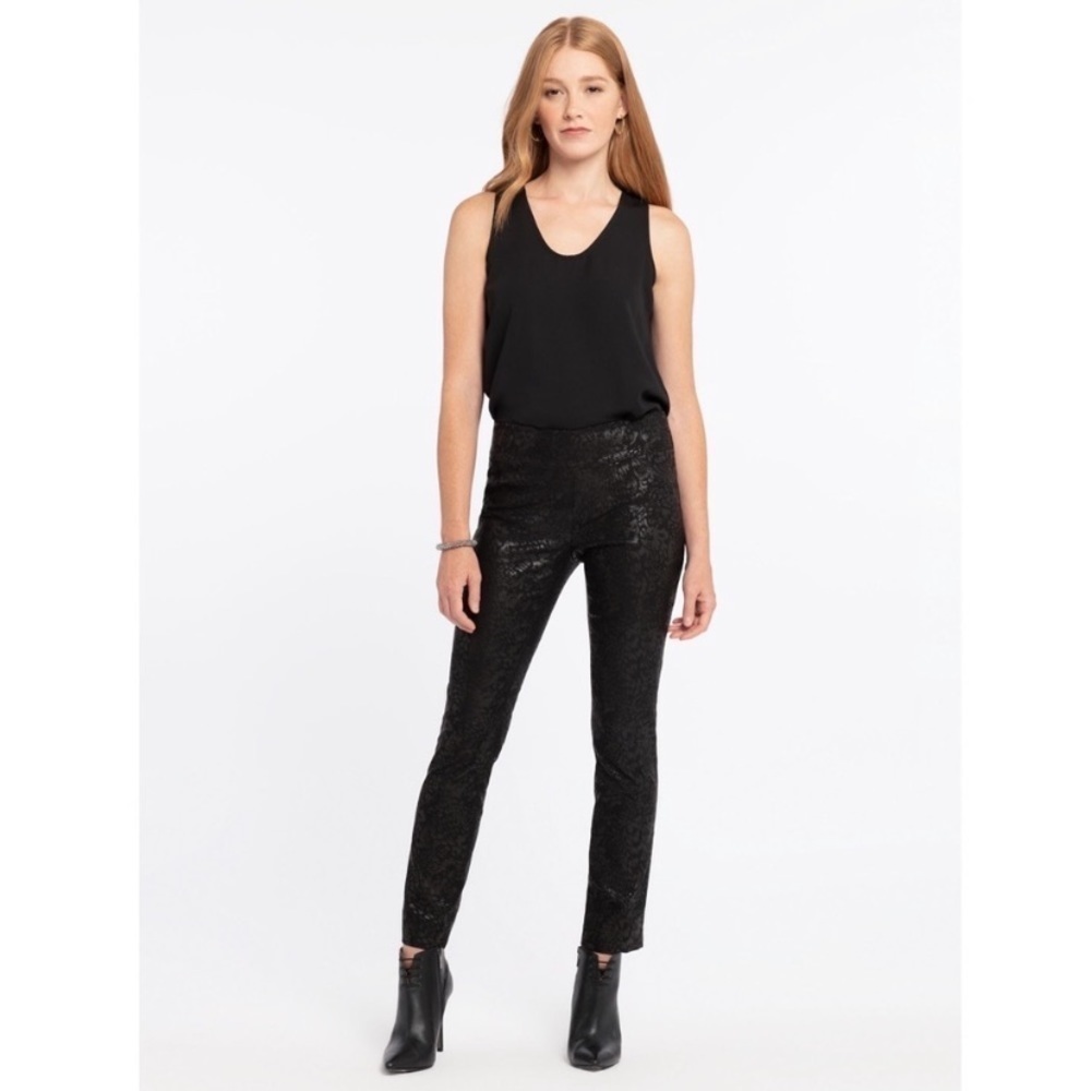 NIC+ZOE Embossed Wonderstretch Pull-On Straight Pant Black Silver 4P